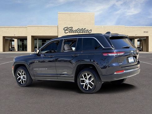 Used 2024 Jeep Grand Cherokee Limited AWD/4WD image 7