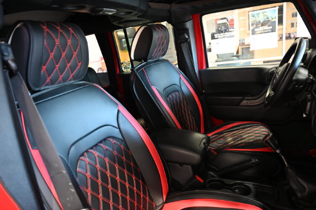 Used 2014 Jeep Wrangler Unlimited Sport AWD/4WD image 9