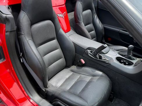 Used 2007 Chevrolet Corvette Convertible w/ Preferred Equipment Group RWD image 17