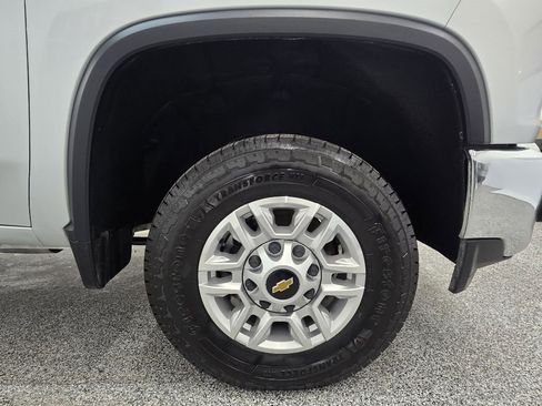Used 2023 Chevrolet Silverado 2500 LT w/ Convenience Package image 32
