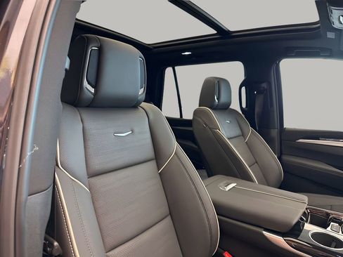 New 2026 Cadillac Escalade Sport w/ Touring Package AWD/4WD image 15