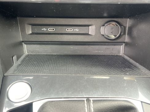 Used 2023 Volkswagen Tiguan S FWD image 7