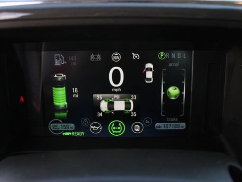 Used 2015 Chevrolet Volt FWD image 8