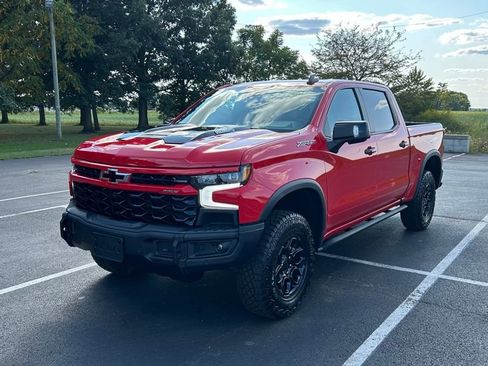 Used 2024 Chevrolet Silverado 1500 ZR2 w/ ZR2 Bison Edition AWD/4WD image 3