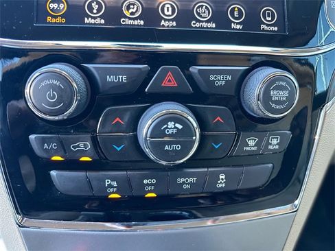 Used 2019 Jeep Grand Cherokee Limited w/ Trailer Tow Group IV image 20