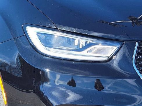 New 2026 Chrysler Pacifica Select image 16