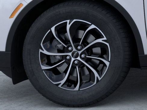 New 2026 Lincoln Nautilus Premier AWD/4WD image 19