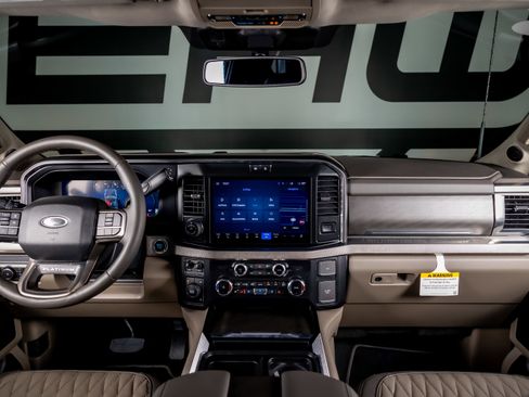 Used 2026 Ford F450 Platinum w/ Platinum Plus Package image 2