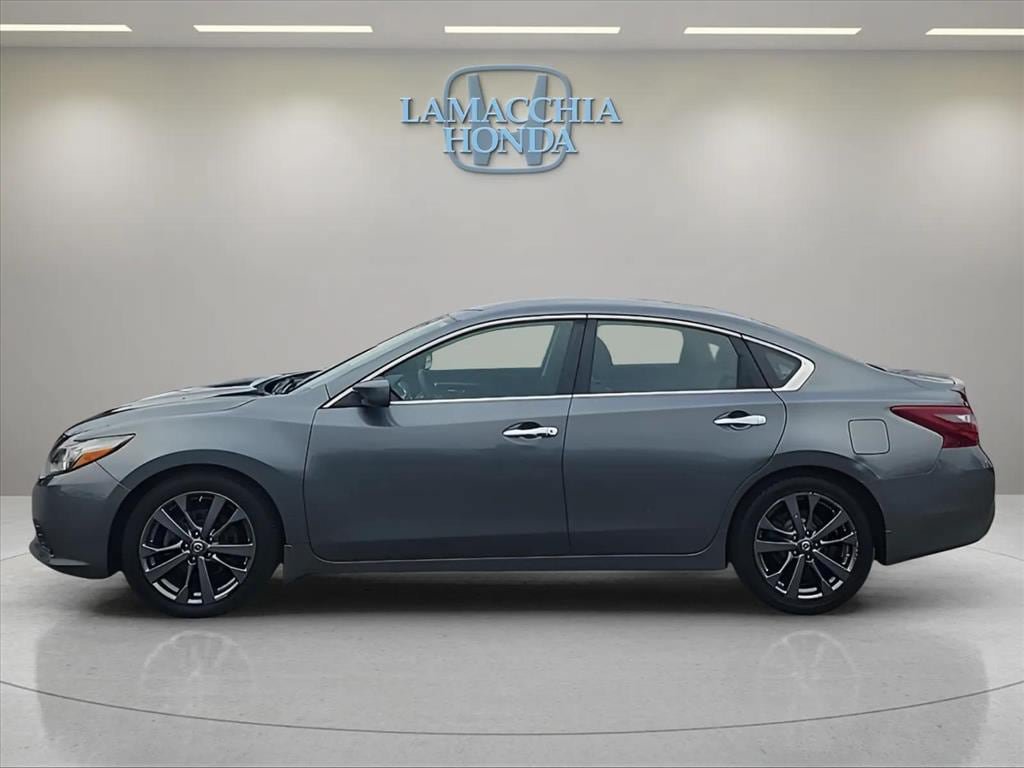 Used 2018 Nissan Altima 2.5 SR w/ SR Special Edition FWD image 2