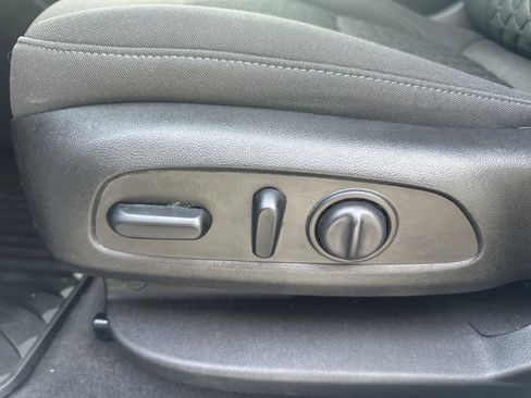 Used 2021 Chevrolet Blazer LT image 20