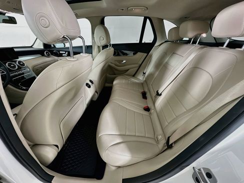 Certified 2022 Mercedes-Benz GLC 300 image 25