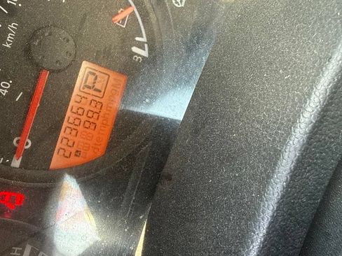 Used 2018 Nissan Frontier SV RWD image 9