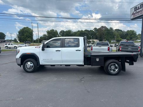 Used 2021 GMC Sierra 3500 4x4 Crew Cab w/ Convenience Package image 8
