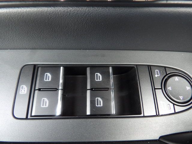 Used 2026 MAZDA CX-90 3.3 Turbo w/ Preferred Package AWD/4WD image 13