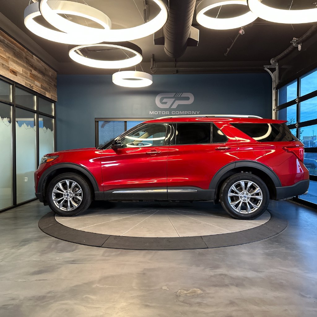 Used 2022 Ford Explorer Limited w/ Equipment Group 301A AWD/4WD image 6