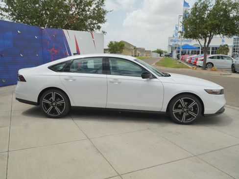 New 2026 Honda Accord SE image 4