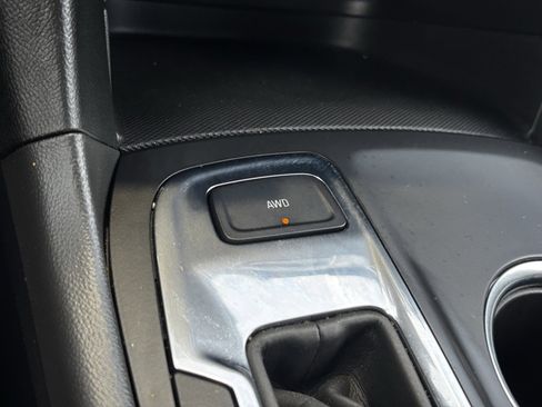 Used 2023 Chevrolet Equinox LS image 5