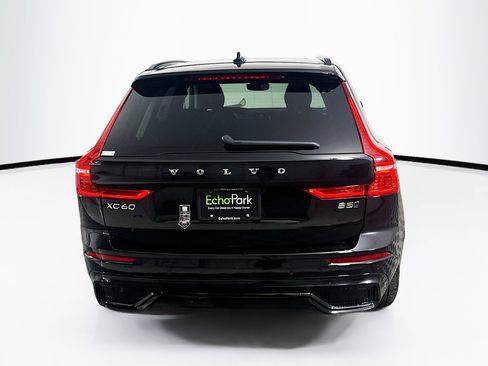 Used 2025 Volvo XC60 B5 Plus image 7