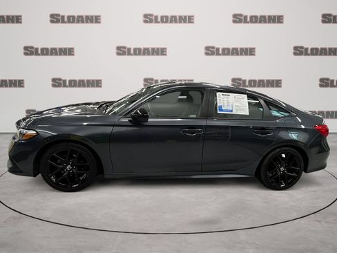Used 2023 Honda Civic Sport image 2