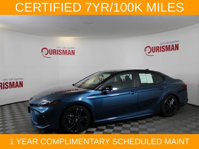 Used 2025 Toyota Camry XSE FWD image 3
