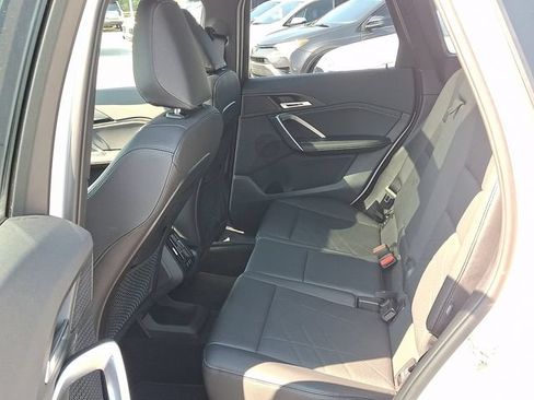 Used 2023 BMW X1 xDrive28i AWD/4WD image 8