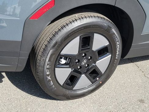 New 2026 Hyundai Santa Fe SE FWD image 24