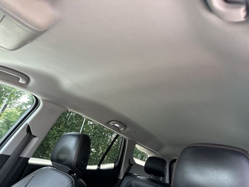 Used 2019 GMC Terrain SLT w/ Preferred Package FWD image 28