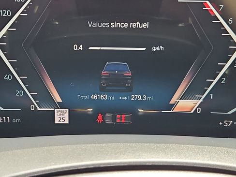 Used 2023 BMW X7 xDrive40i w/ Premium Package AWD/4WD image 16