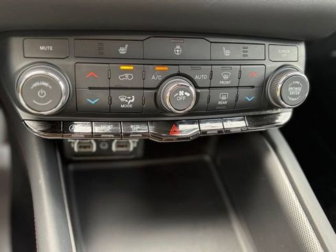 Used 2026 Dodge Durango GT AWD/4WD image 23