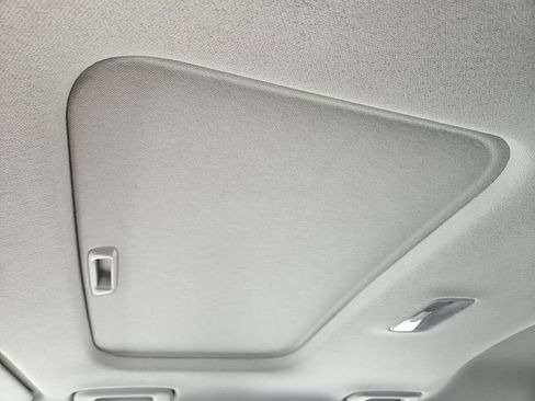 New 2026 Hyundai Venue SEL FWD image 25