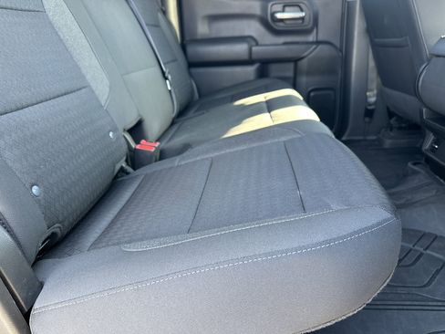 Used 2022 Chevrolet Silverado 1500 Custom image 16