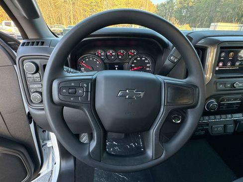 New 2026 Chevrolet Silverado 1500 Custom Trail Boss AWD/4WD image 16