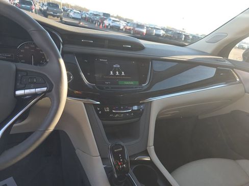 Used 2024 Cadillac XT6 Premium Luxury w/ LPO, Floor Liner Package AWD/4WD image 6