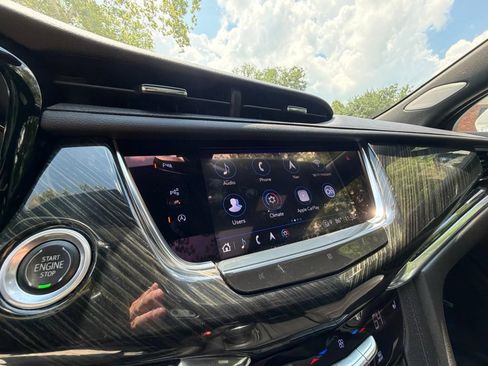 Used 2021 Cadillac XT6 Premium Luxury AWD/4WD image 24