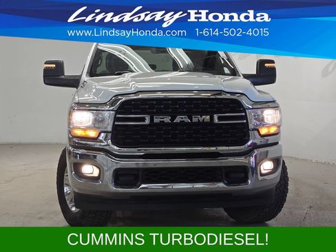 Used 2024 RAM 3500 Big Horn AWD/4WD image 2