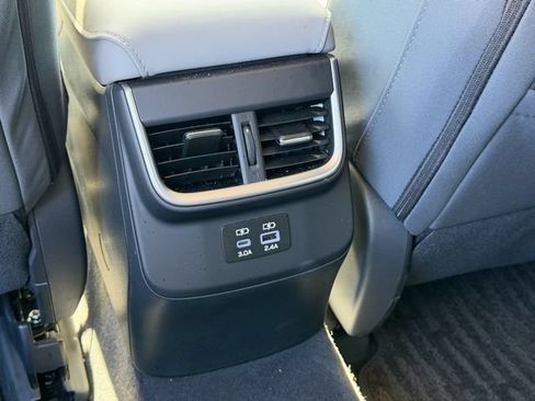 Certified 2025 Subaru Outback Premium AWD/4WD image 16