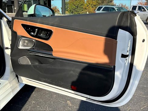 Certified 2025 Mercedes-Benz CLE 300 4MATIC Coupe image 22