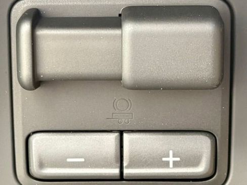 New 2026 GMC Canyon Elevation w/ Convenience Package image 26