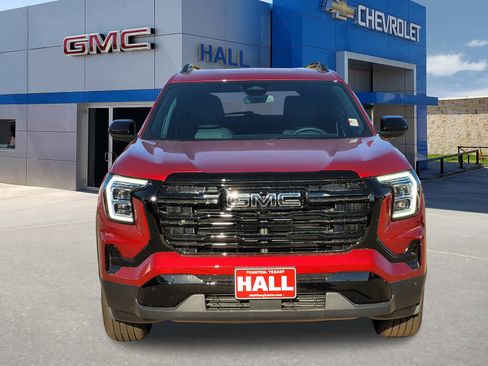 New 2026 GMC Terrain Elevation w/ Elevation Premium Package image 2