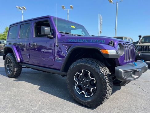 Used 2023 Jeep Wrangler Unlimited Rubicon 4xe w/ Cold Weather Group AWD/4WD image 50