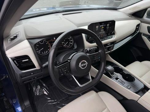 Certified 2023 Nissan Rogue SL w/ SL Premium Package image 19