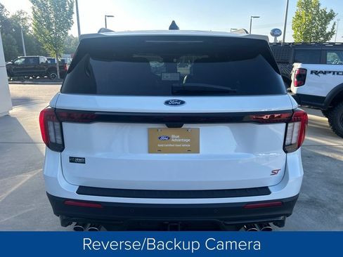 Used 2025 Ford Explorer ST w/ Sun And Sound Package RWD image 6