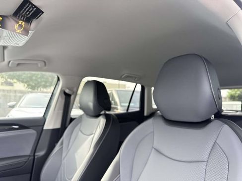 New 2026 Volkswagen Tiguan SE AWD/4WD image 16