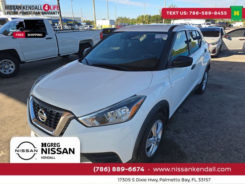 Used 2020 Nissan Kicks S image 6