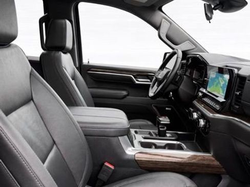 Used 2025 Chevrolet Silverado 1500 RST w/ Convenience Package II image 12