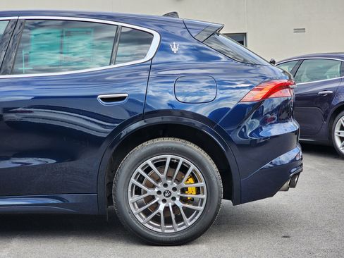Used 2023 Maserati Grecale GT image 6