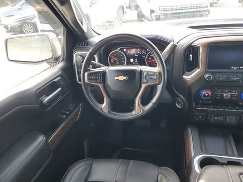 Used 2021 Chevrolet Silverado 1500 High Country w/ Technology Package image 14