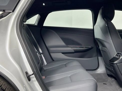 Used 2024 Lucid Air Touring AWD/4WD image 13