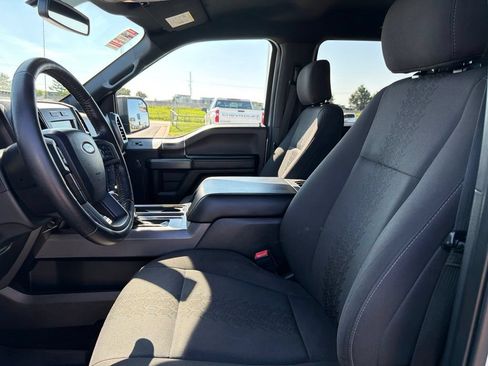 Used 2018 Ford F150 XLT w/ Equipment Group 302A Luxury AWD/4WD image 19