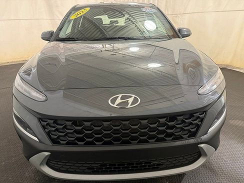Used 2023 Hyundai Kona SE image 3